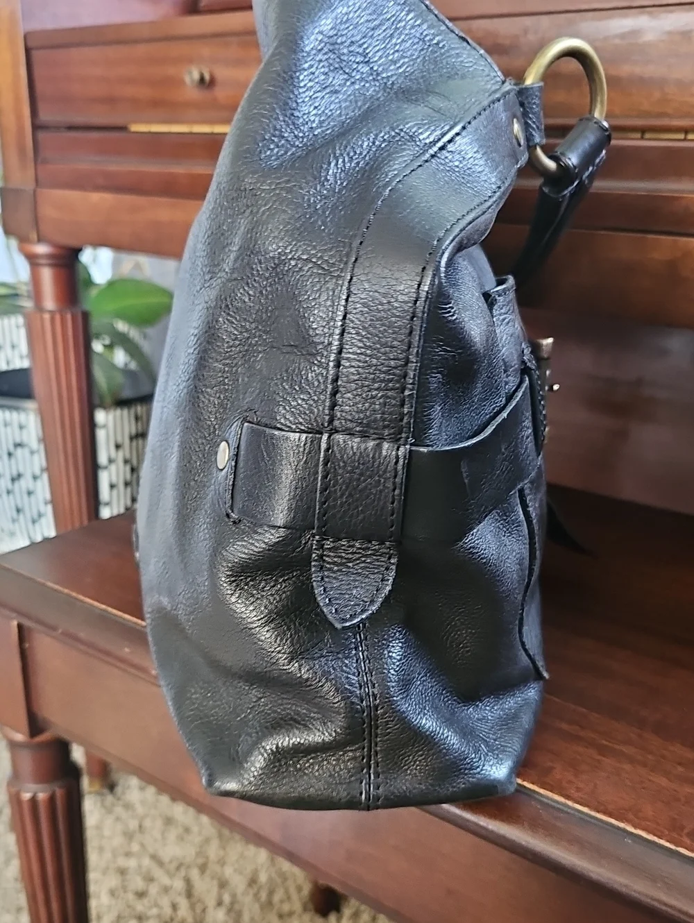 Frye Kayla Knotted Hobo Bag Black Leather Purse RARE Color Shoulder Bag